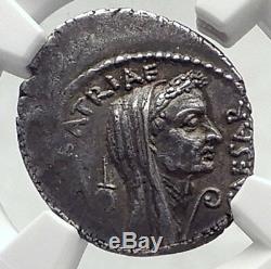 JULIUS CAESR Portrait APRIL 44BC Authentic Ancient Silver Roman Coin NGC i72395