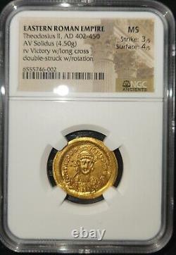 Theodosius II Victory withlong cross Solidus Gold Coin Roman 402 AD NGC MS