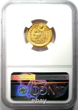 Gold Roman Theodosius II Av Solidus Gold Coin 402-450 Ad Certifié Ngc Au