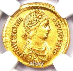Pièce d'or romaine Valentinien II AV Solidus en or 375-392 apr. J.-C. certifiée NGC AU
