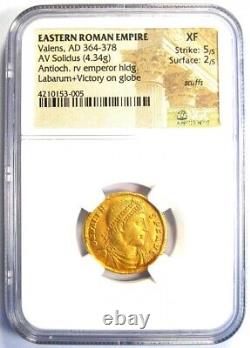 Pièce romaine en or Valens AV Solidus 364-378 après J.-C. Certifié NGC XF (EF) Rare